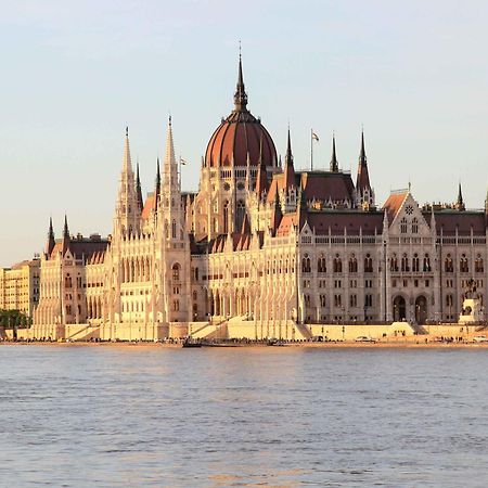 Urania Apartment Budapest Esterno foto